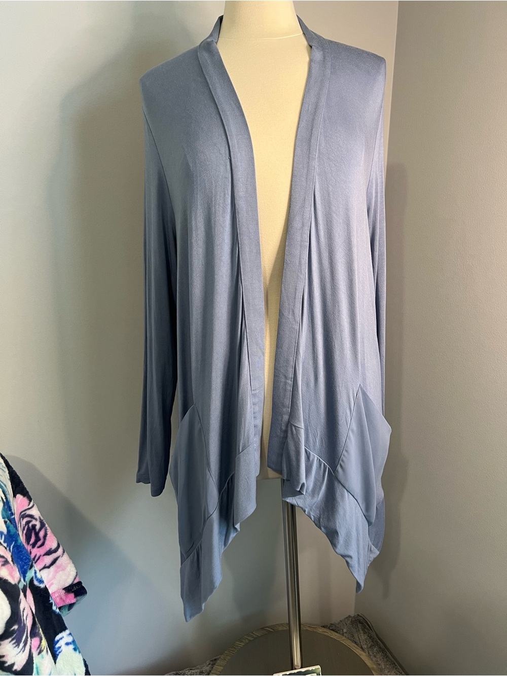 LOGO by Lori Goldstein Large Blue Open Front Cardigan with Chiffon Pockets